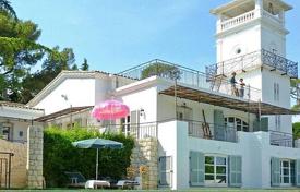 5 odalılar villa 300 m² Antibes'te, Fransa. 16,500 € haftalık
