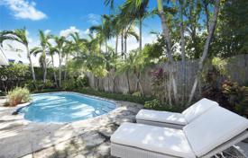 6 odalılar villa 248 m² Key Biscayne'de, Amerika Birleşik Devletleri. 2,260,000 €