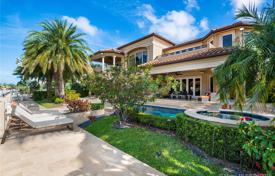 9 odalılar villa Fort Lauderdale'de, Amerika Birleşik Devletleri. 5,992,000 €