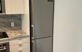 4 odalılar daire Etobicoke'de, Kanada. C$766,000