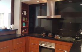 3 odalılar kondominyumda daireler Pathum Wan'da, Tayland. $4,300 haftalık
