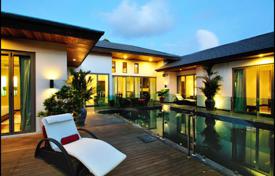 3 odalılar villa Bang Tao Beach'da, Tayland. $3,000 haftalık