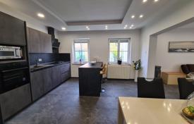 11 odalılar şehir içinde müstakil ev 597 m² Medulin'de, Hırvatistan. 1,450,000 €