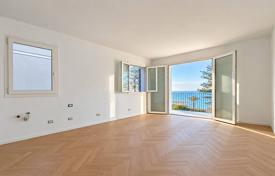 2 odalılar daire 60 m² Liguria'da, İtalya. 530,000 €