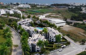 5 odalılar daire 375 m² Estepona'da, İspanya. 850,000 €