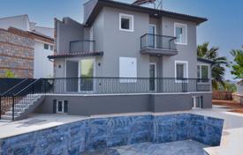 5 odalılar villa 185 m² Foça'da, Türkiye. $474,000