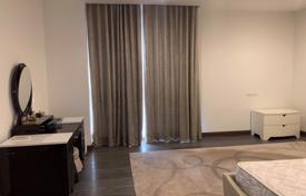 3 odalılar kondominyumda daireler Pathum Wan'da, Tayland. $3,700 haftalık