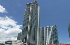 1 odalılar daire Harbour Street'da, Kanada. C$744,000