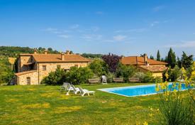 21 odalılar villa Sarteano'da, İtalya. 1,200,000 €