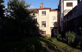 8 odalılar şehir içinde müstakil ev 206 m² Jastrebarsko'da, Hırvatistan. 520,000 €