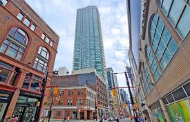 2 odalılar daire Yonge Street'da, Kanada. C$771,000