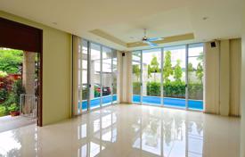 4 odalılar yazlık ev Watthana'da, Tayland. $5,800 haftalık