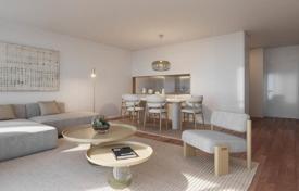 2 odalılar daire 99 m² Porto (city)'da, Portekiz. 452,000 €