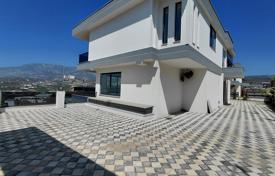 6 odalılar villa 677 m² Kargicak'da, Türkiye. 55,528,000 TRY