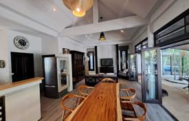 5 odalılar villa 800 m² Chalong'da, Tayland. $953,000