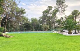 5 odalılar yazlık ev Le Rouret'da, Fransa. Price on request
