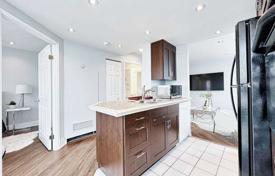 2 odalılar daire North York'da, Kanada. C$763,000