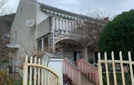 6 odalılar yazlık ev 136 m² Bijela'da, Karadağ. 320,000 €