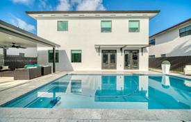 Şehir içinde müstakil ev – West End, Miami, Florida,  Amerika Birleşik Devletleri. $1,099,000