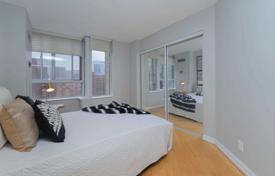 3 odalılar daire Bay Street'da, Kanada. C$1,116,000