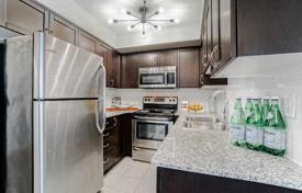 2 odalılar daire Lansdowne Avenue'de, Kanada. C$758,000