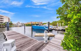 4 odalılar şehir içinde müstakil ev 501 m² Miami'de, Amerika Birleşik Devletleri. $3,575,000