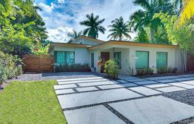 Yazlık ev – Miami sahili, Florida, Amerika Birleşik Devletleri. $1,849,000