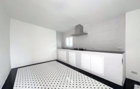 3 odalılar villa 200 m² Pattaya'da, Tayland. $131,000