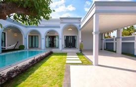 4 odalılar villa 400 m² Pattaya'da, Tayland. $505,000