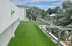 4 odalılar villa 320 m² Pattaya'da, Tayland. $403,000