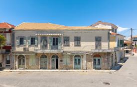 8 odalılar şehir içinde müstakil ev 425 m² Lefkas'da, Yunanistan. 1,180,000 €