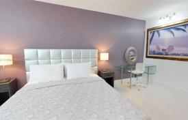 1 odalılar kondominyumda daireler 93 m² Collins Avenue'de, Amerika Birleşik Devletleri. $516,000