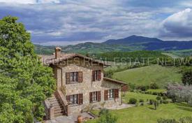 Villa – San Casciano dei Bagni, Siena, Toskana,  İtalya. 1,300,000 €