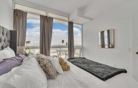 5 odalılar daire North York'da, Kanada. C$776,000