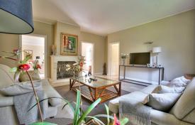 10 odalılar villa Mougins'de, Fransa. 13,000 € haftalık