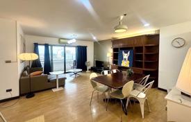 2 odalılar kondominyumda daireler Bangkok'da, Tayland. $251,000
