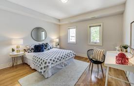 9 odalılar konak Old Toronto'da, Kanada. C$1,766,000