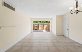 2 odalılar kondominyumda daireler 98 m² Doral'da, Amerika Birleşik Devletleri. $344,000