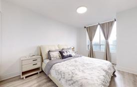 6 odalılar daire North York'da, Kanada. C$1,147,000