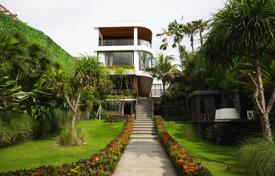 6 odalılar villa 780 m² Pererenan'da, Endonezya. $2,000,000