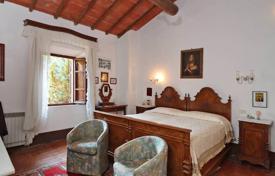 5 odalılar villa 443 m² Pienza'da, İtalya. 980,000 €