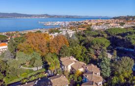 Yazlık ev – Saint-Tropez, Cote d'Azur (Fransız Rivierası), Fransa. 1,250,000 €