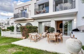 4 odalılar konak 240 m² Nueva Andalucia'da, İspanya. 1,395,000 €