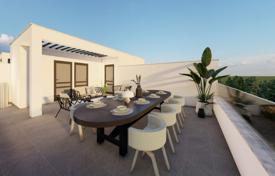 2 odalılar çatı dairesi Larnaca (city)'da, Kıbrıs. 230,000 €