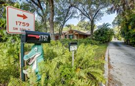 Şehir içinde müstakil ev – Fort Lauderdale, Florida, Amerika Birleşik Devletleri. $1,198,000