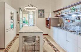 13 odalılar villa 900 m² Santa Maria A Monte'de, İtalya. 950,000 €