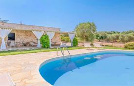 15 odalılar villa Ceglie Messapica'da, İtalya. 1,750,000 €