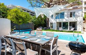 3 odalılar villa Provence - Alpes - Cote d'Azur'da, Fransa. 4,500 € haftalık