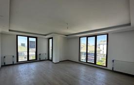 5 odalılar daire 295 m² Büyükçekmece'de, Türkiye. $185,000