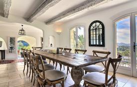 5 odalılar villa Provence - Alpes - Cote d'Azur'da, Fransa. 9,600 € haftalık